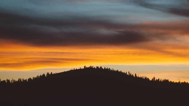 Image of a Mountain at Sunset